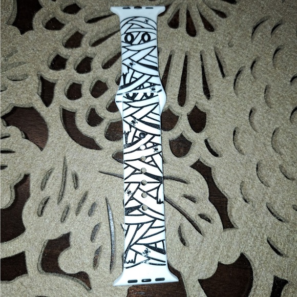 Black and White Patterned Watch Band - Picture 1 of 1